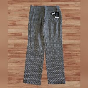COUNTERPARTS NWT Size 12 Black And White Patterned Super Stretch Pants